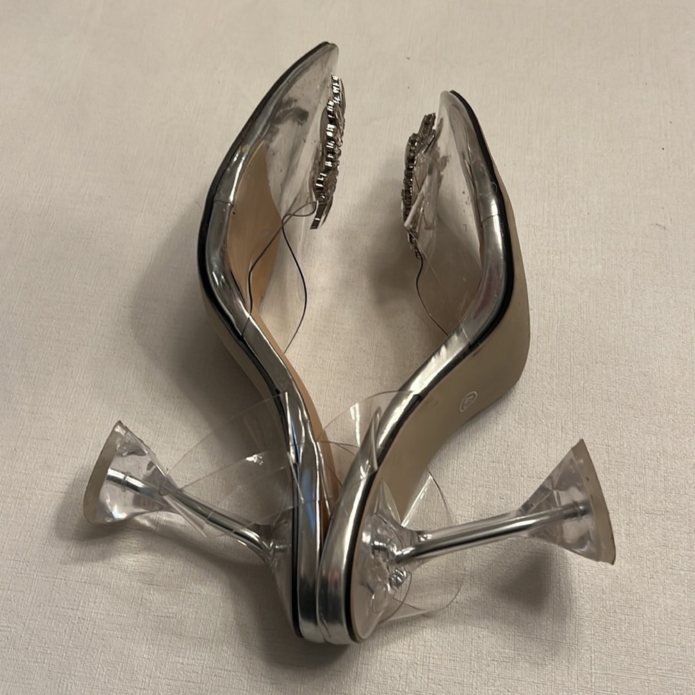 JOJO FOX CLEAR CRYSTAL HEELS - Picture 5 of 8